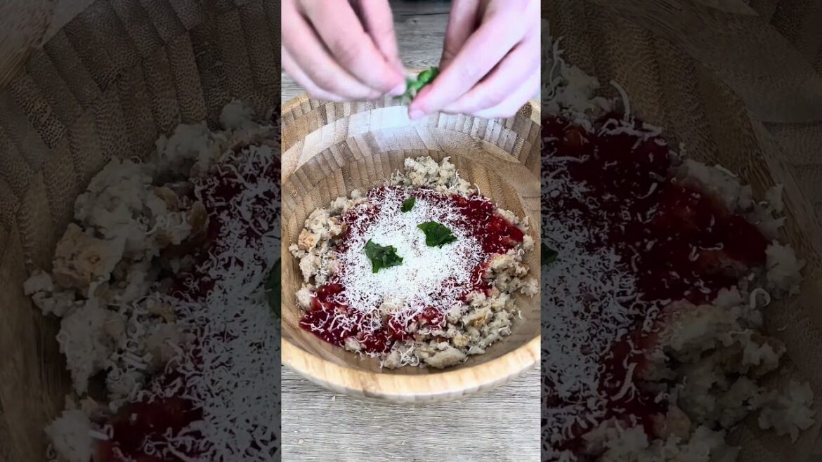 Schiacciata di pane e pomodoro! #easyrecipes Schiacciata di pane e pomodoro! #easyrecipes