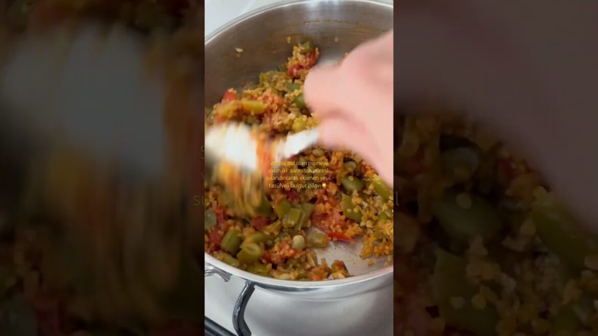 Yeşil fasülyeli bulgur pilavı#sarımsaklı #pratiktarifler #turkishfood #sebzelipilav