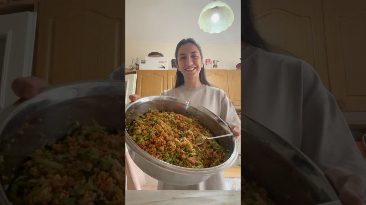 If you love greenery, definitely try it! #recipe #viral #health #shorts #english #food #yummy