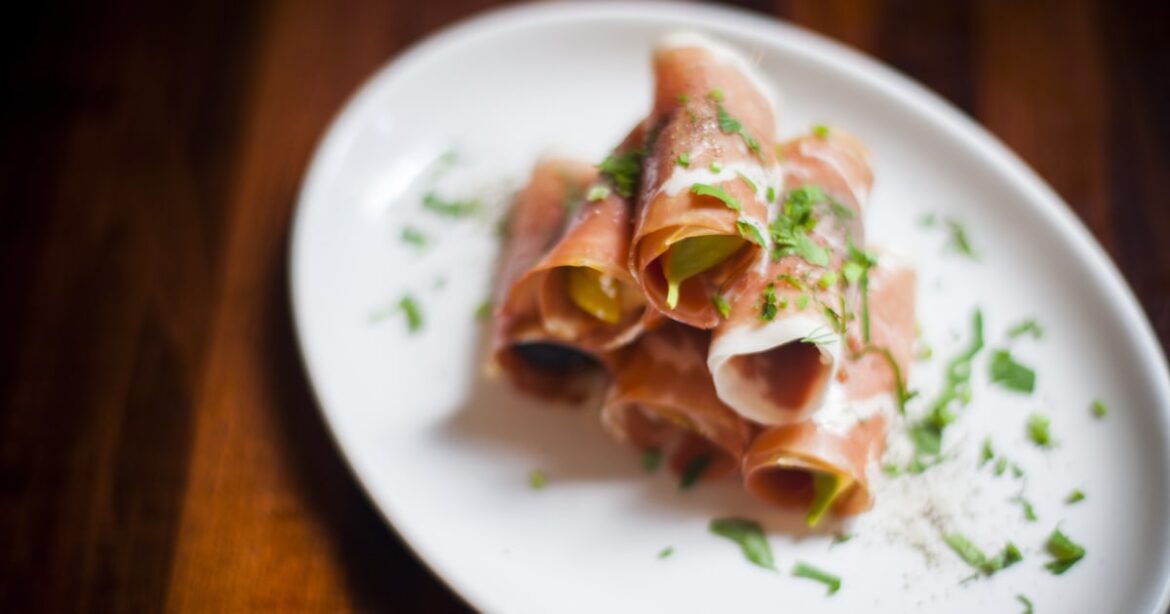 Parents Who Feed Kids a Vegan Diet May Risk Jail in Italy Under New Law Parents Who Feed Kids a Vegan Diet May Risk Jail in Italy Under New Law