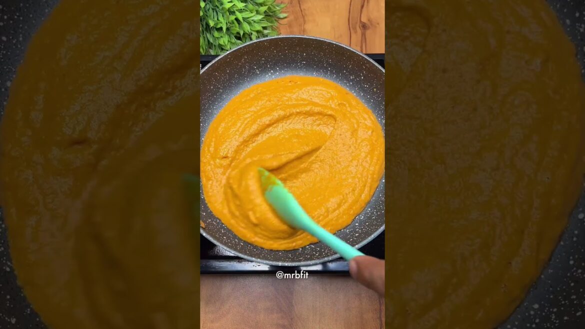 Healthy high protein zucchini pasta