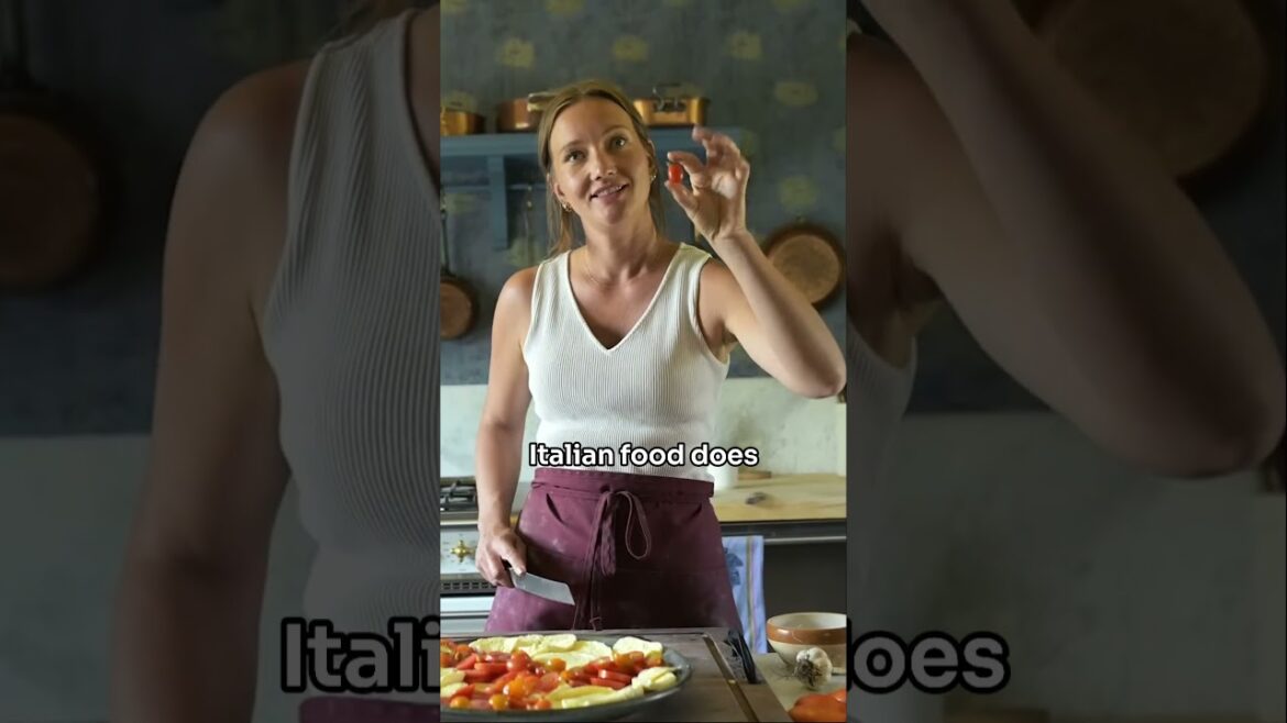 Caprese Salad: Fast, Simple, Summery. #summer #cooking #dinner #italian #italy #salad #recipe Caprese Salad: Fast, Simple, Summery. #summer #cooking #dinner #italian #italy #salad #recipe