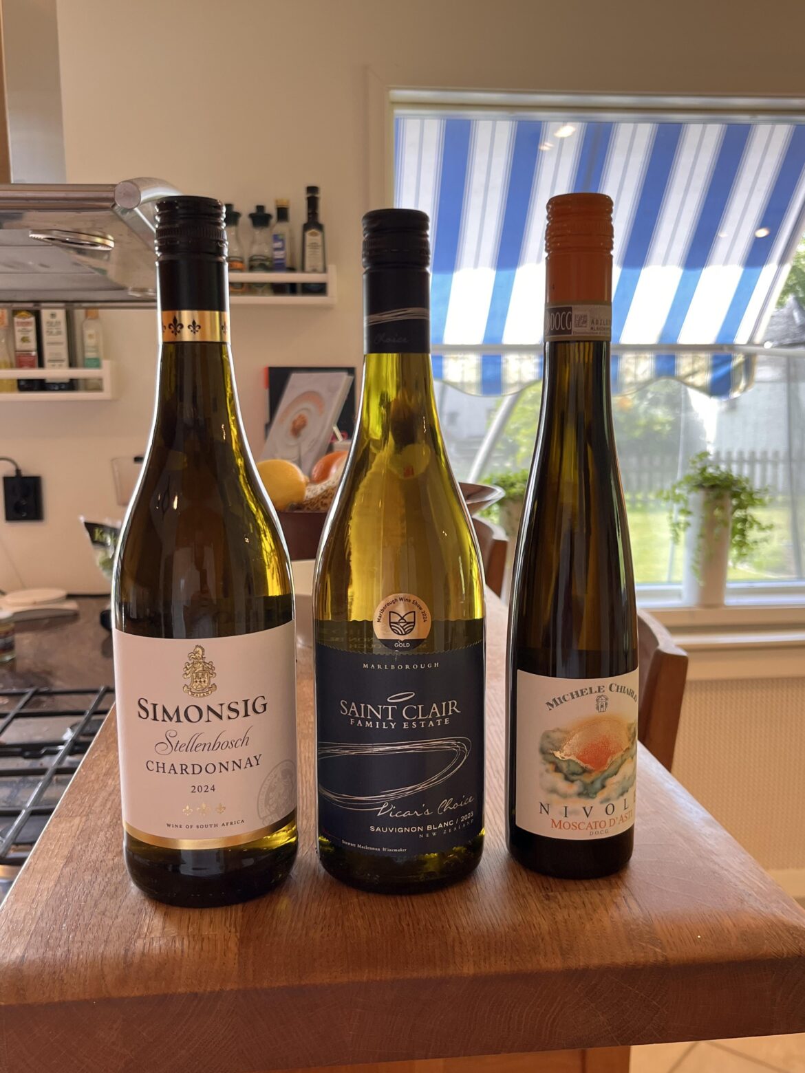 Tonight, we have prepared a three-course dinner with wine pairing. Tonight, we have prepared a three-course dinner with wine pairing.