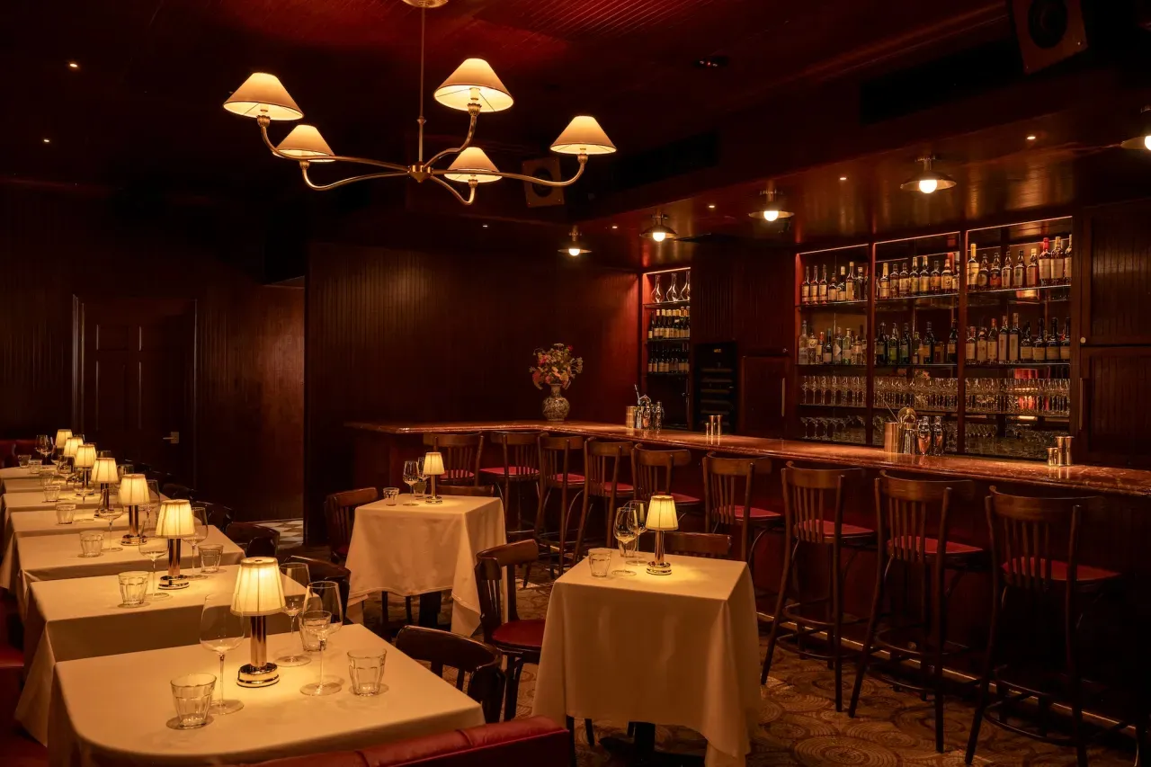 bar room at chateua royale