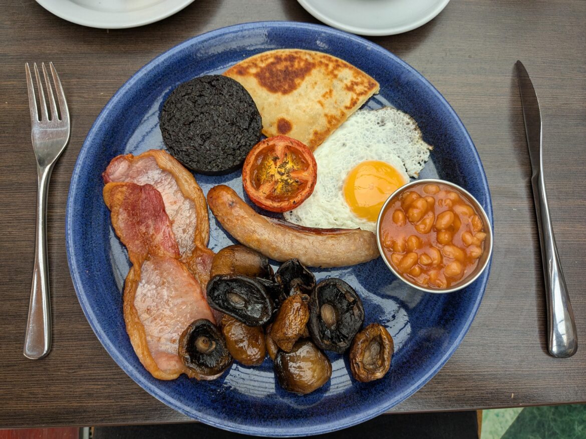 Cabarfeidh Hotel, Stornoway - In with the price of the room