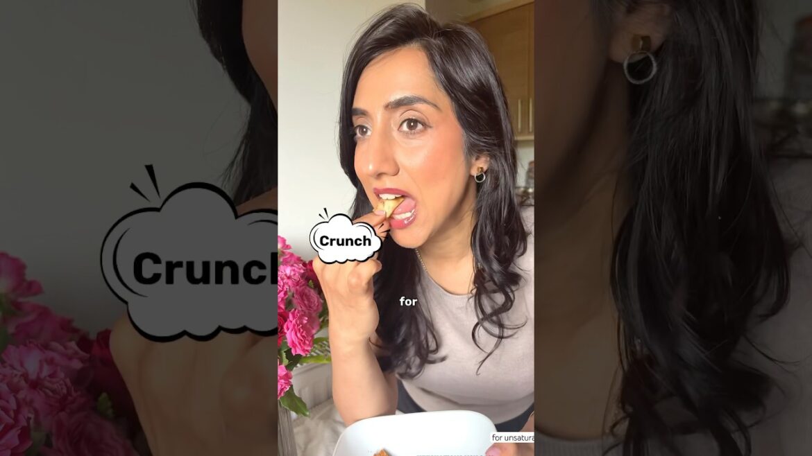 How to make easy vibrant Fattoush salad #fattoushsalad #fattoush #salad #summerrecipes #summersalad