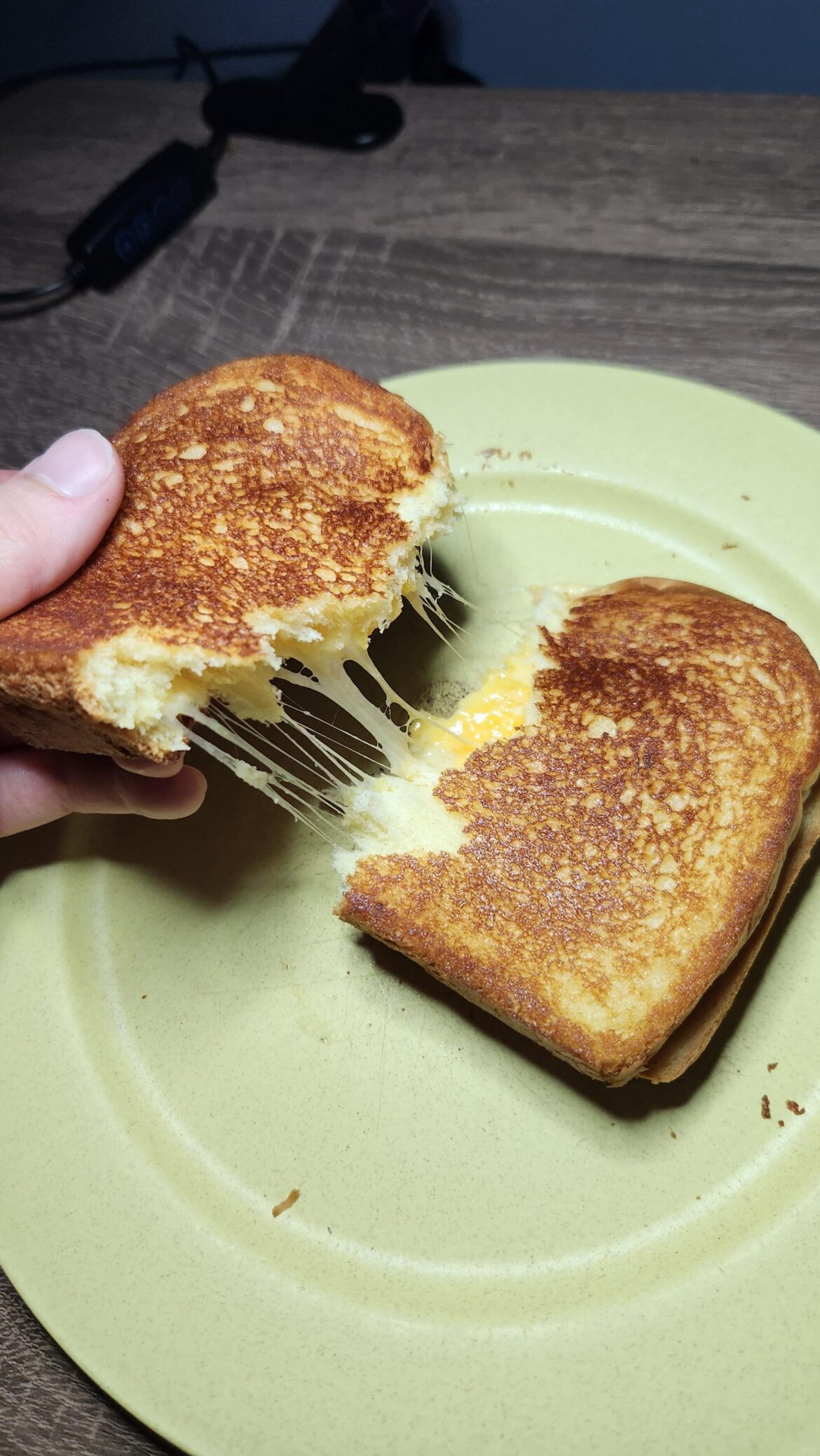 Aged cheddar and smoked gouda. Beautifully crisp!