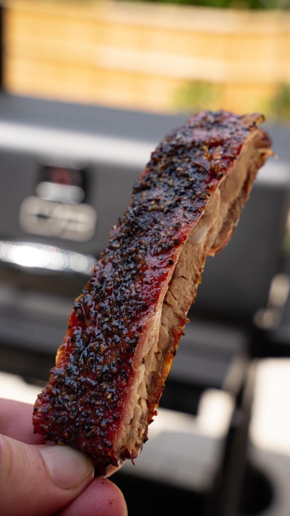 I’m becoming a bigger and bigger fan of no wrap ribs! I hit these with some smoke and apple habanero glaze — so delicious