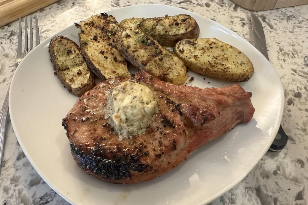 Pork Chops on the Joe