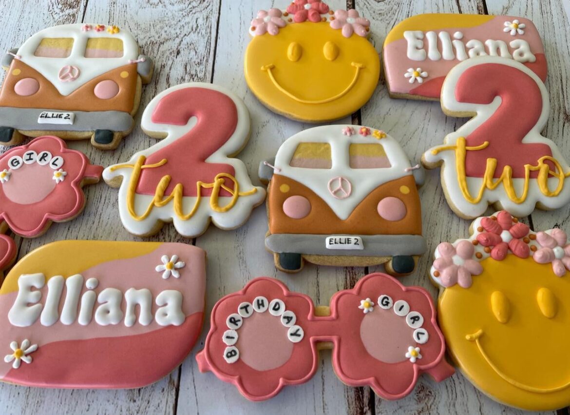 This set was Two Groovy not to love