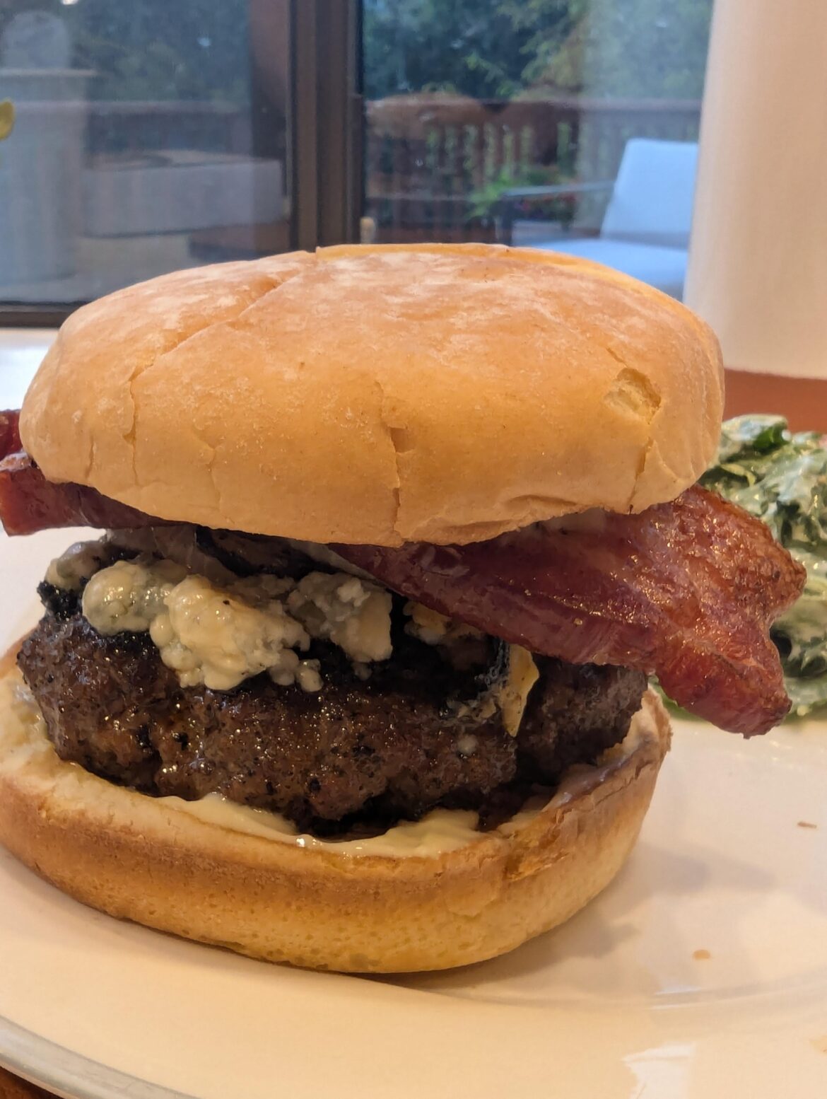 Any fans of black and bleu bacon burgers here? Any fans of black and bleu bacon burgers here?