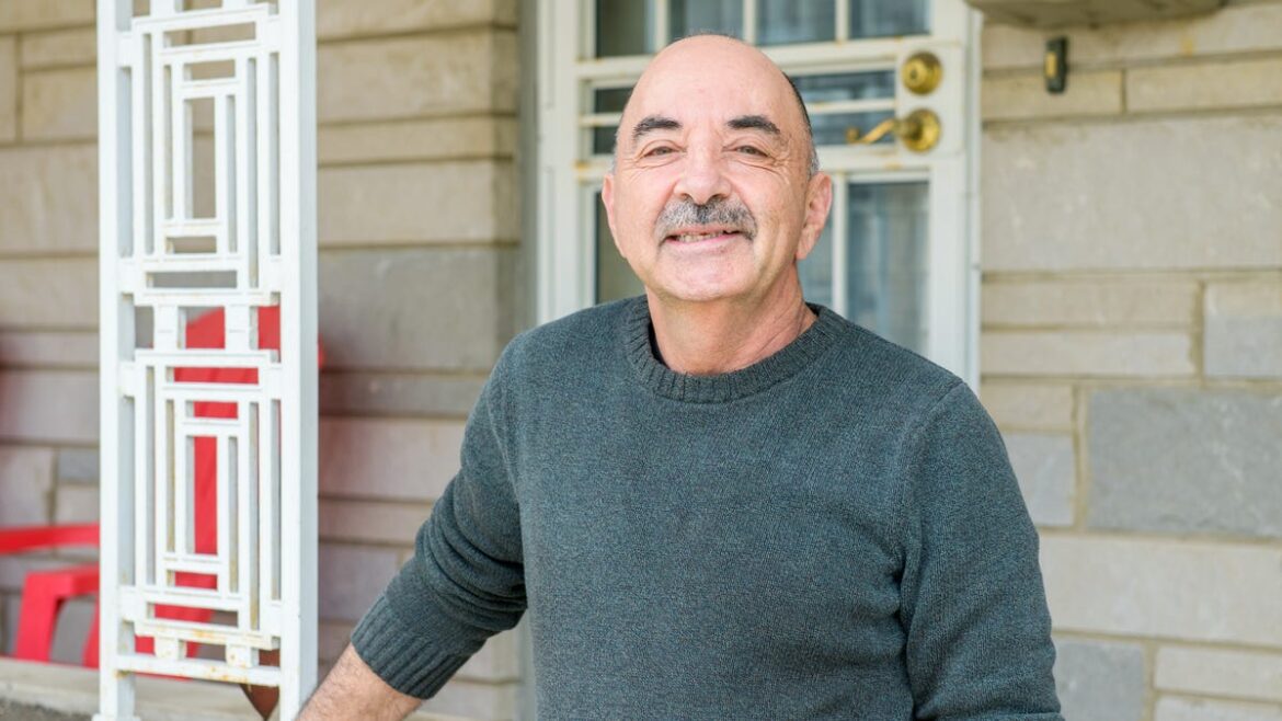 Frank Abdnour expands Italian beef business to Peoria Heights store