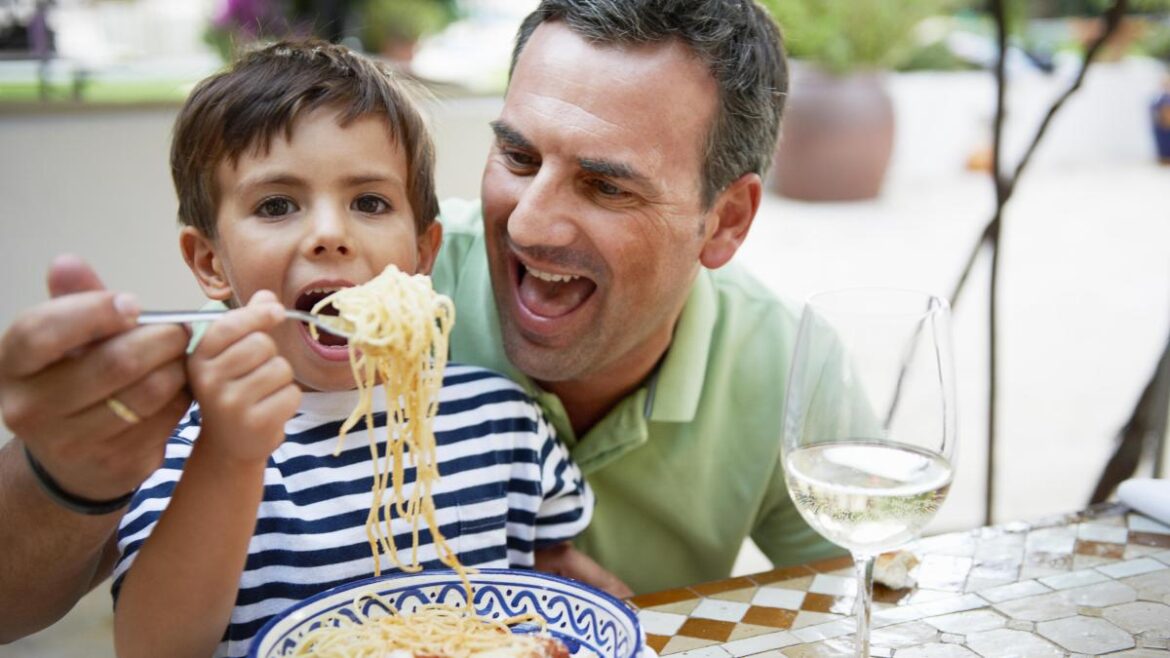 Too much bread in ‘healthy’ Italian diet is making children obese Too much bread in ‘healthy’ Italian diet is making children obese