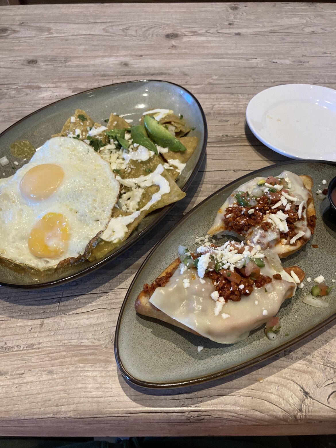 Chilaquiles Verde y Molletes @ Oats and Honey, Saint Louis, Missouri