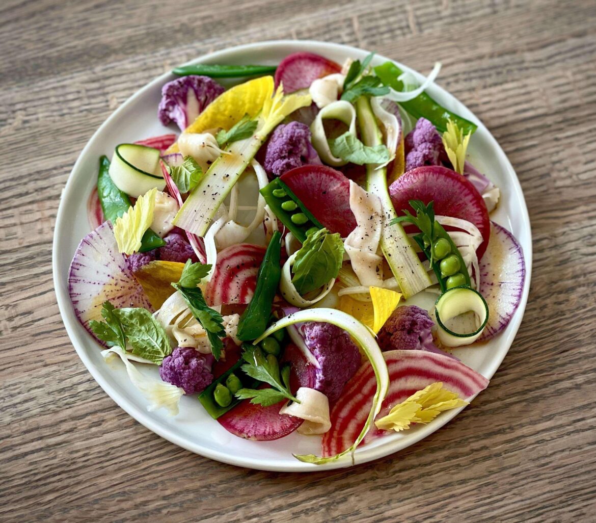 Vegetable "pinzimonio", lemon vinaigrette, bagna cauda, lardo