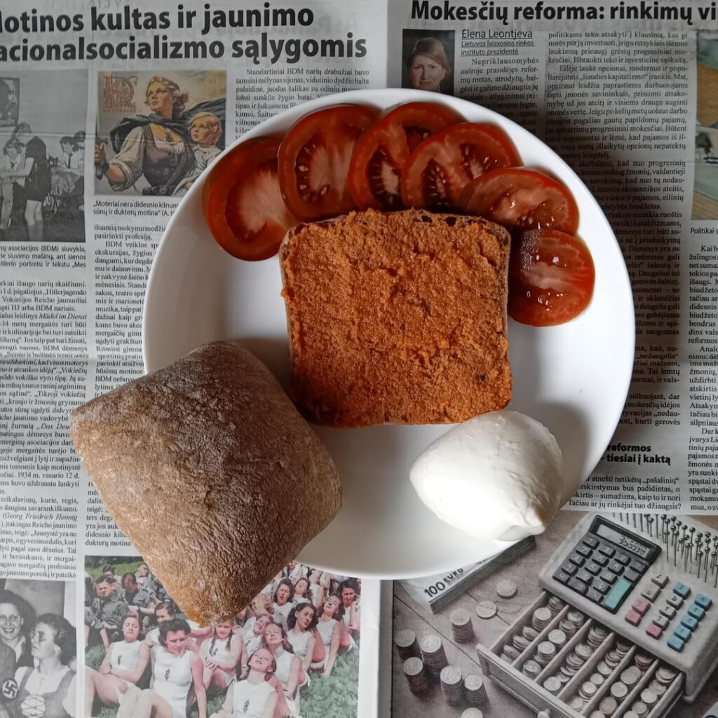 Found a pesto made with tuna today  in Lidl 🍅🐟