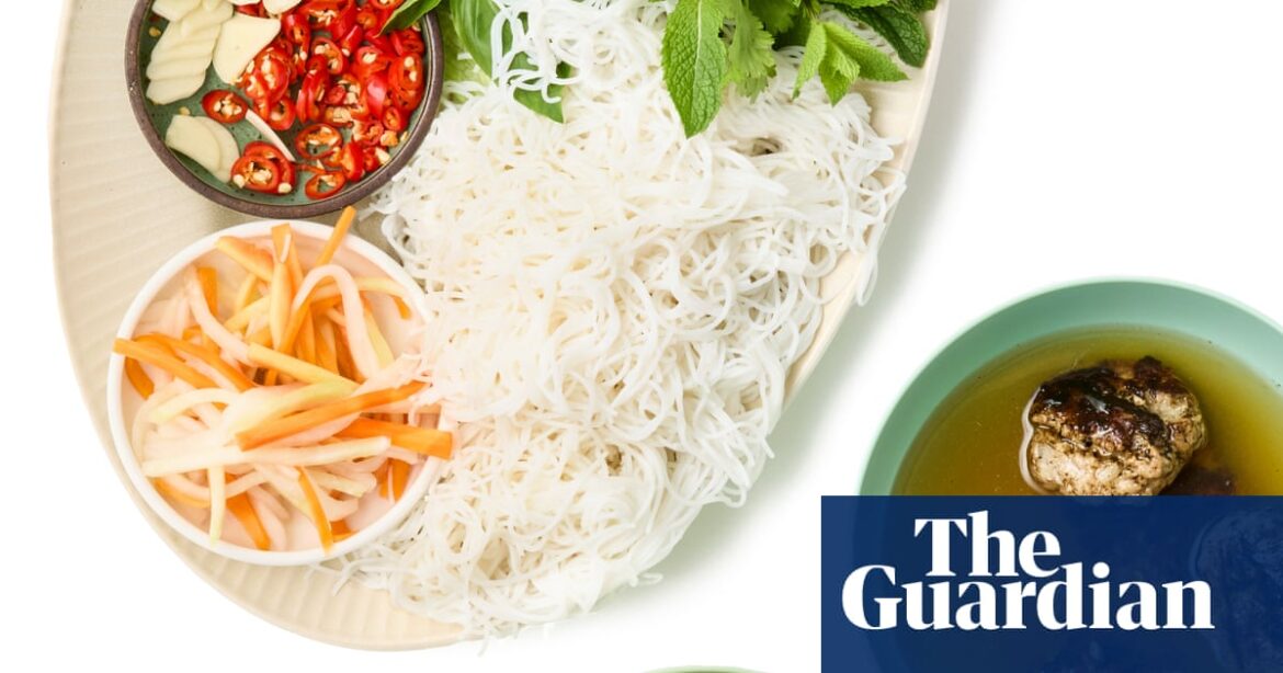 How to make perfect bún chả – recipe | Vietnamese food and drink How to make perfect bún chả – recipe | Vietnamese food and drink