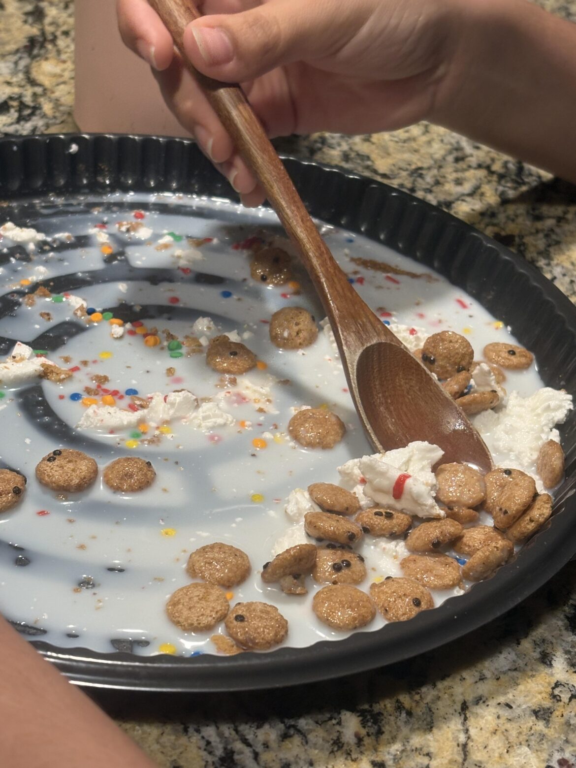 My sister’s midnight snack I’m so confused