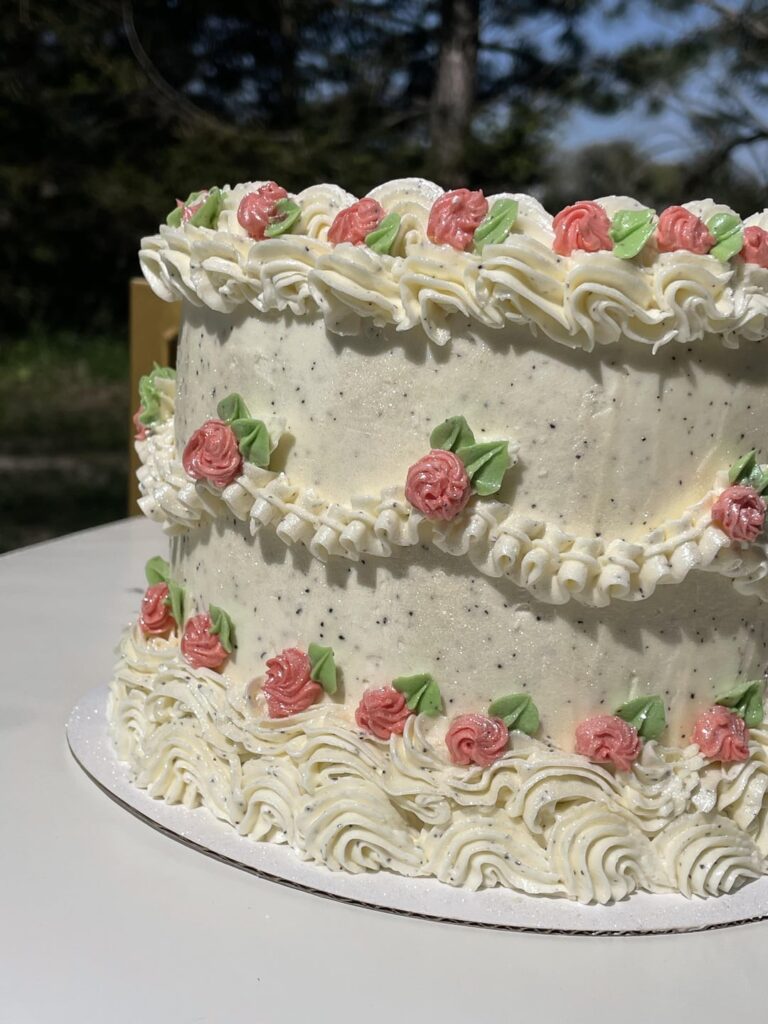 first attempt at a vintage style cake