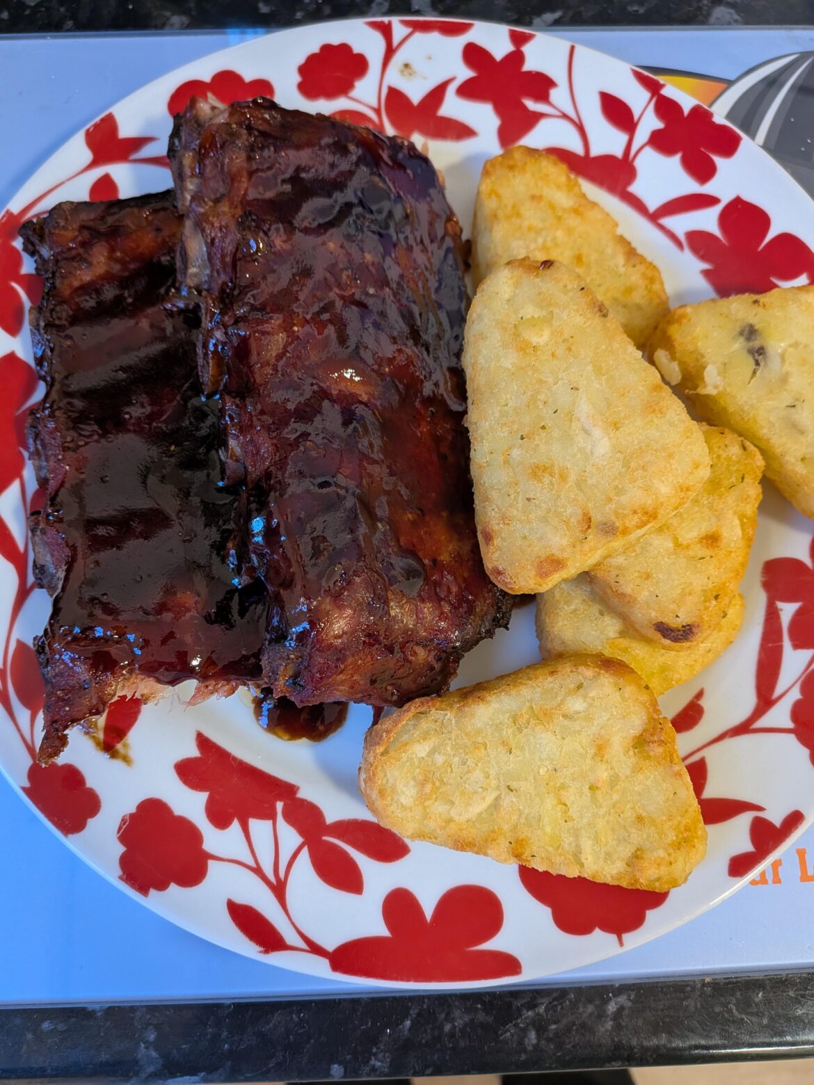 Rack of ribs and hash browns