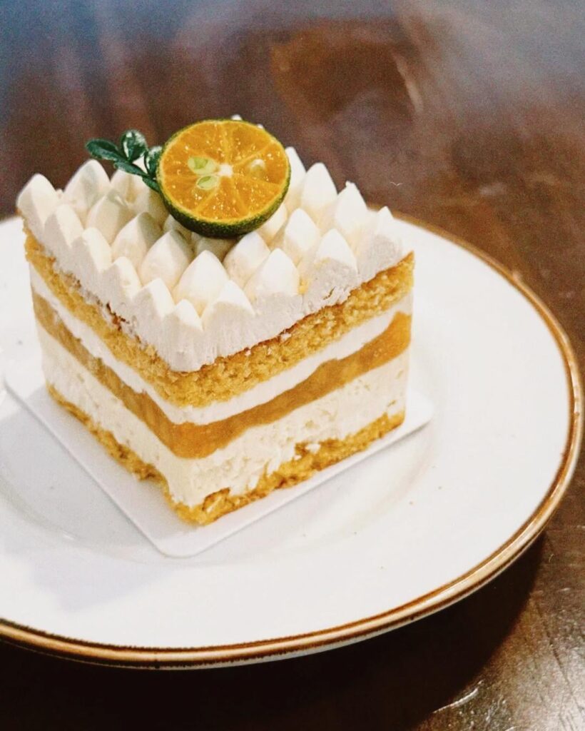 Vanilla Light Butter Honey Cookie Sandwich Cake.