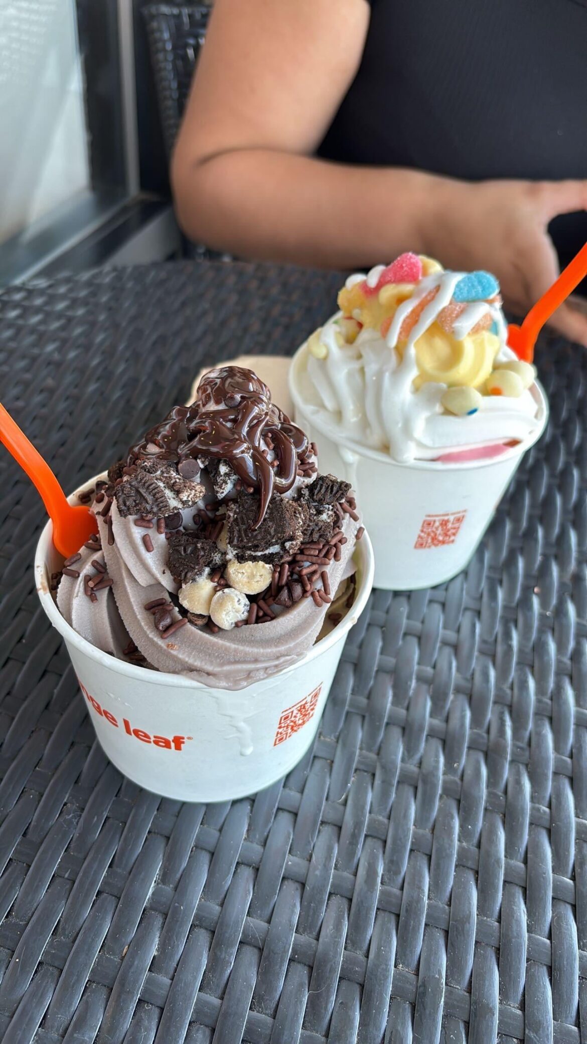 ORANGE LEAF IS OVERPRICED AND LOW QUALITY!!!