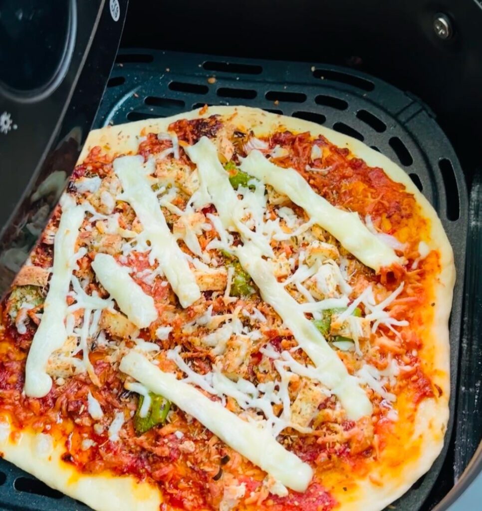 Hi i tried pizza in air fryer philips air fryer automatic but my cheese never melts it just burns or being hard i am using pizza monzrella cheese