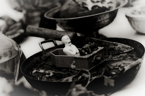 MacMummy in an Ancient Patina of Pears