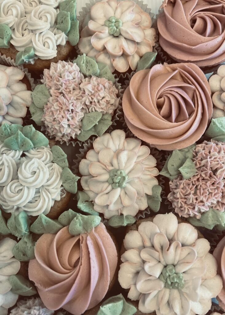 First time trying a cupcake bouquet!