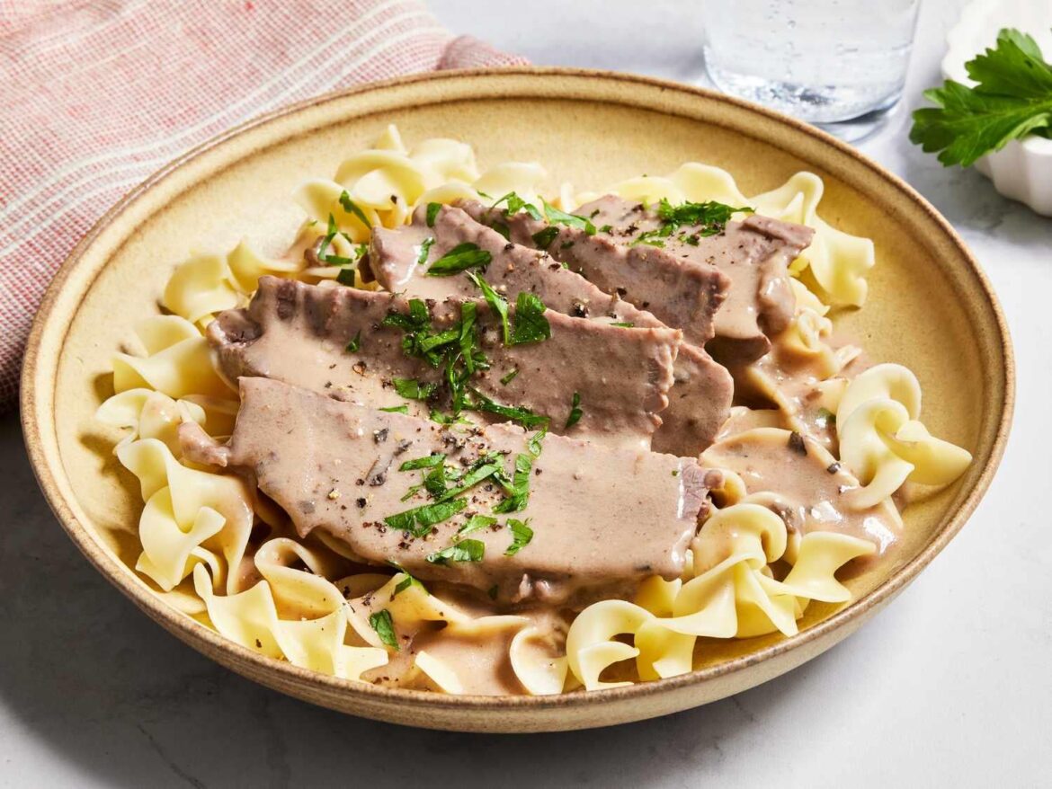 Slow cooker (or electric roaster) London Broil (top round) in cream of mushroom soup sauce Slow cooker (or electric roaster) London Broil (top round) in cream of mushroom soup sauce