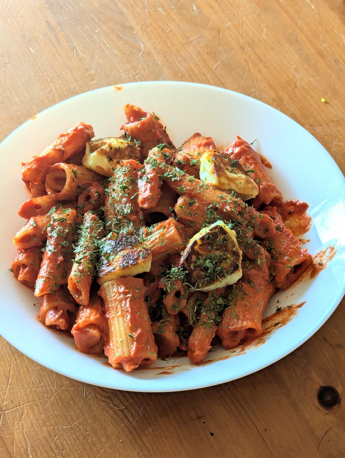 Look at this [Gochujang Halloumi Pasta] I made!