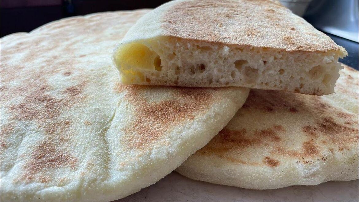 Crispy on the outside, soft on the inside – bread goals achieved! 🔥