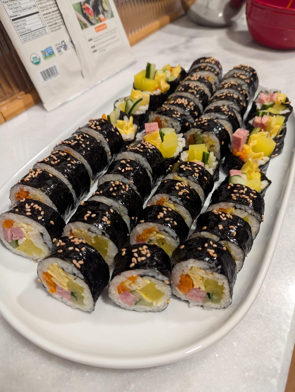 I made kimbap for a party last weekend ( *ﾟω ﾟ)