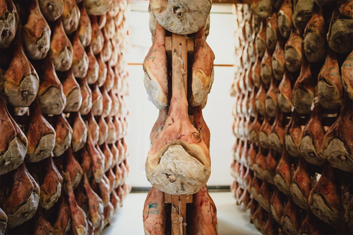 Prosciutto di San Daniele: the history of an Italian delicacy Storia del Prosciutto di San Daniele
