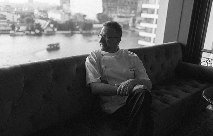 Chef Roux in Bangkok in 2021. (© Anuwat Senivansa Na Ayudhya / MICHELIN Guide Thailand)