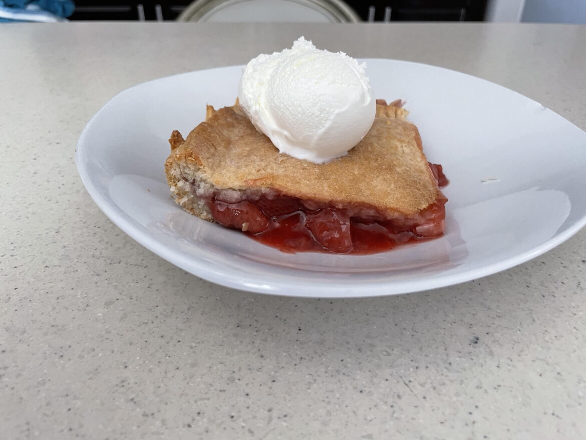 Strawberry Pie with Vanilla Ice Cream