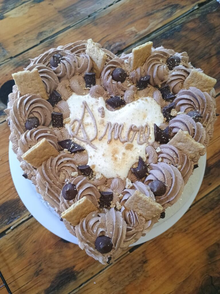 First attempt at the vintage heart cake