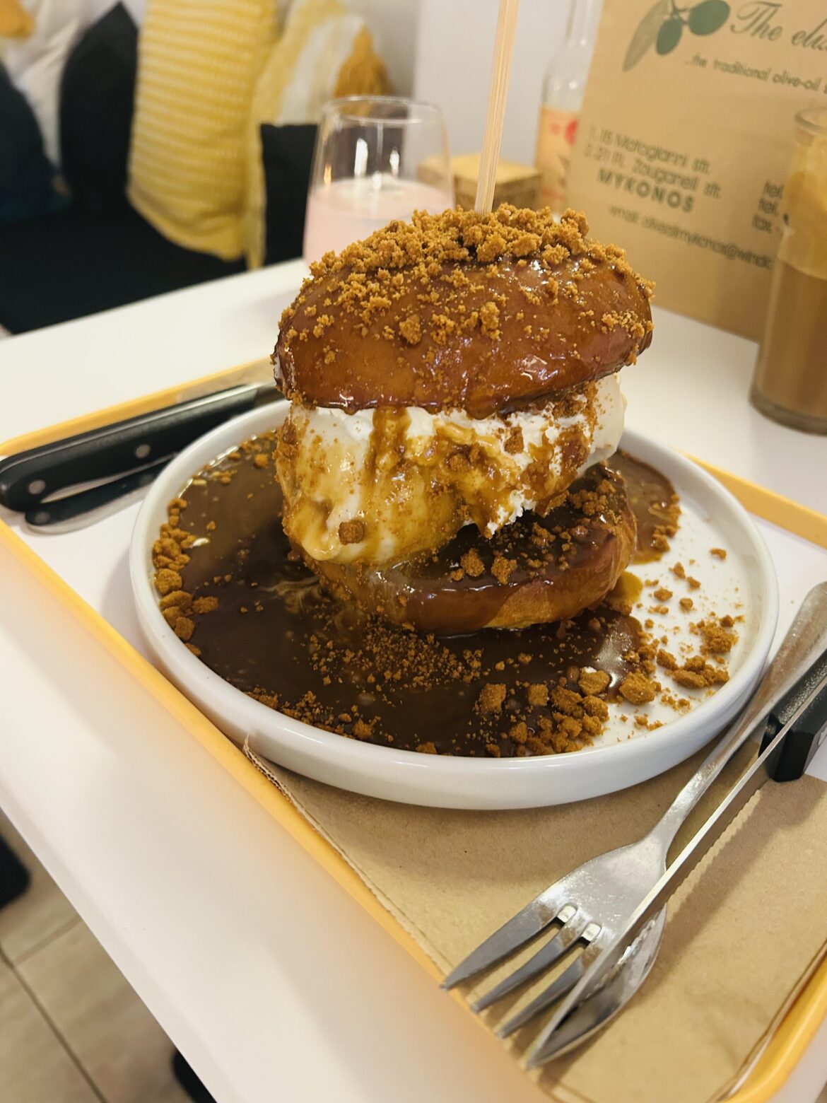 Caramel brioche at Rhino Vegan Beat Mykonos, Greece