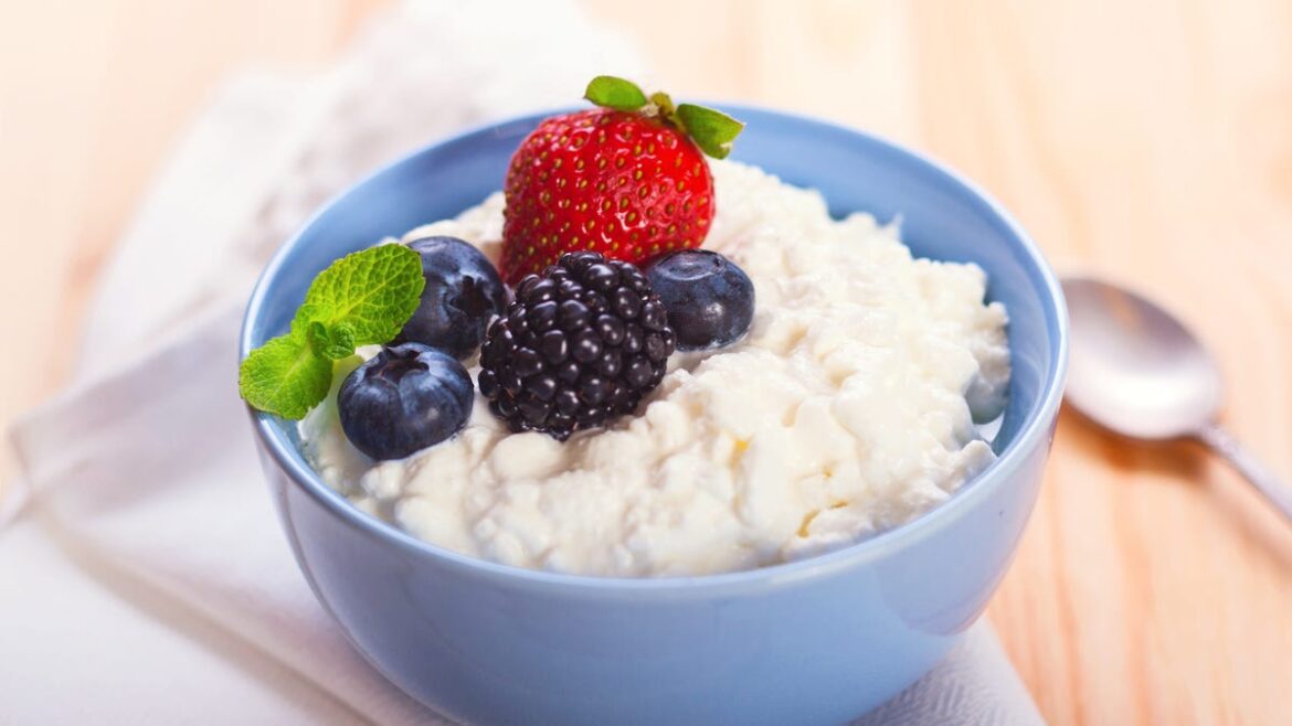 Is cottage cheese good for you? And how much protein?