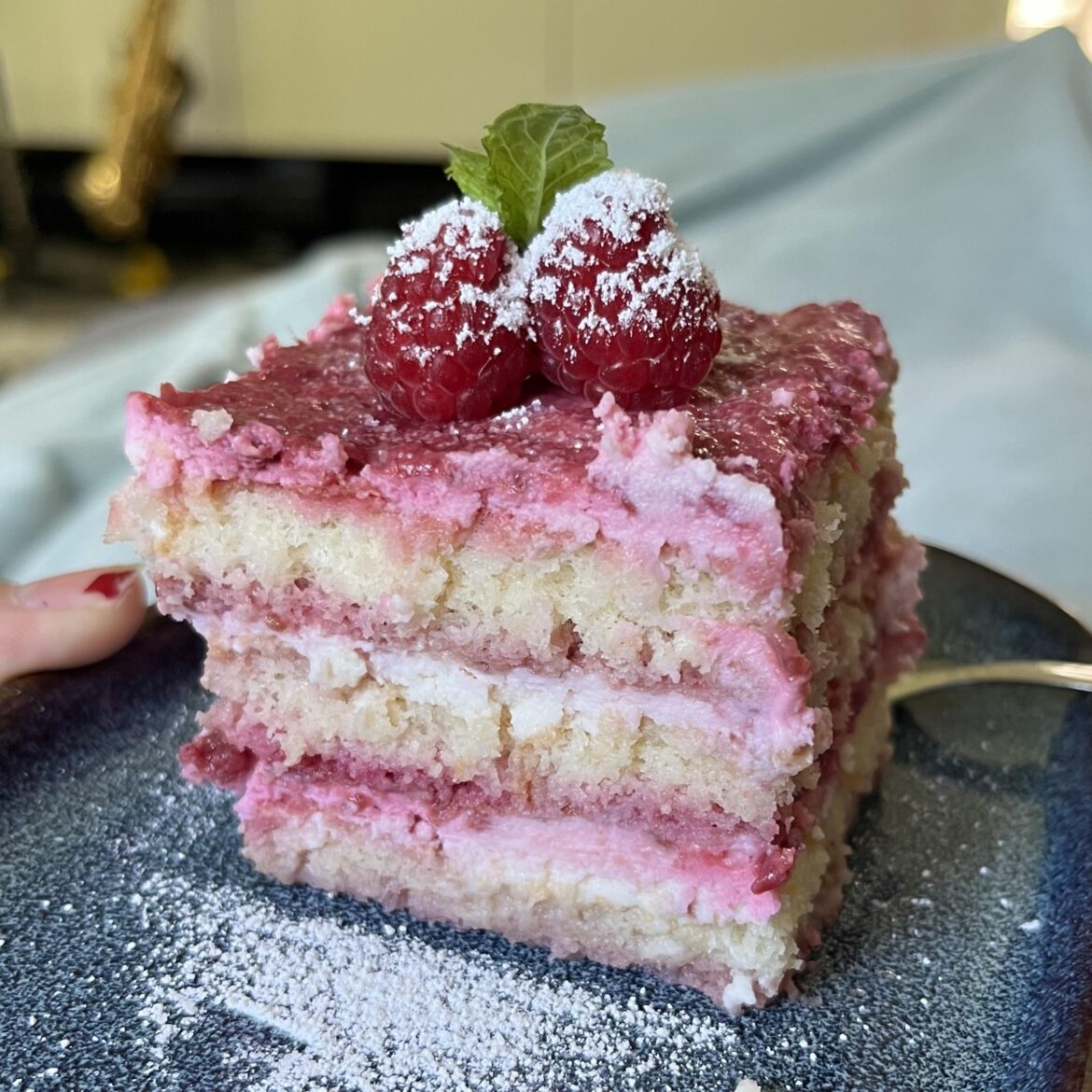 raspberry “tiramisu” (to use up many home-grown raspberries)