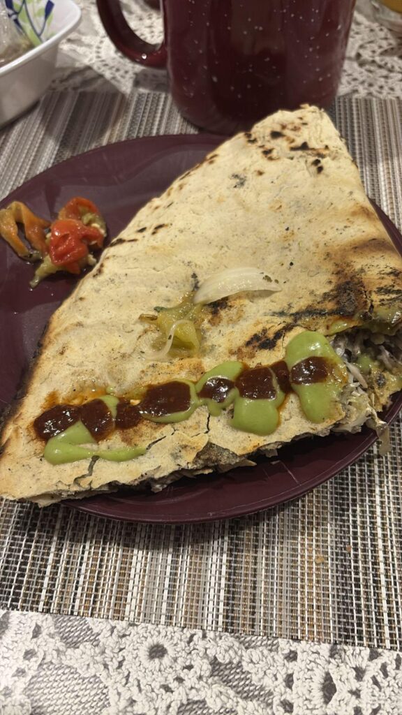 Tlayuda oaxaqueña, riquisima