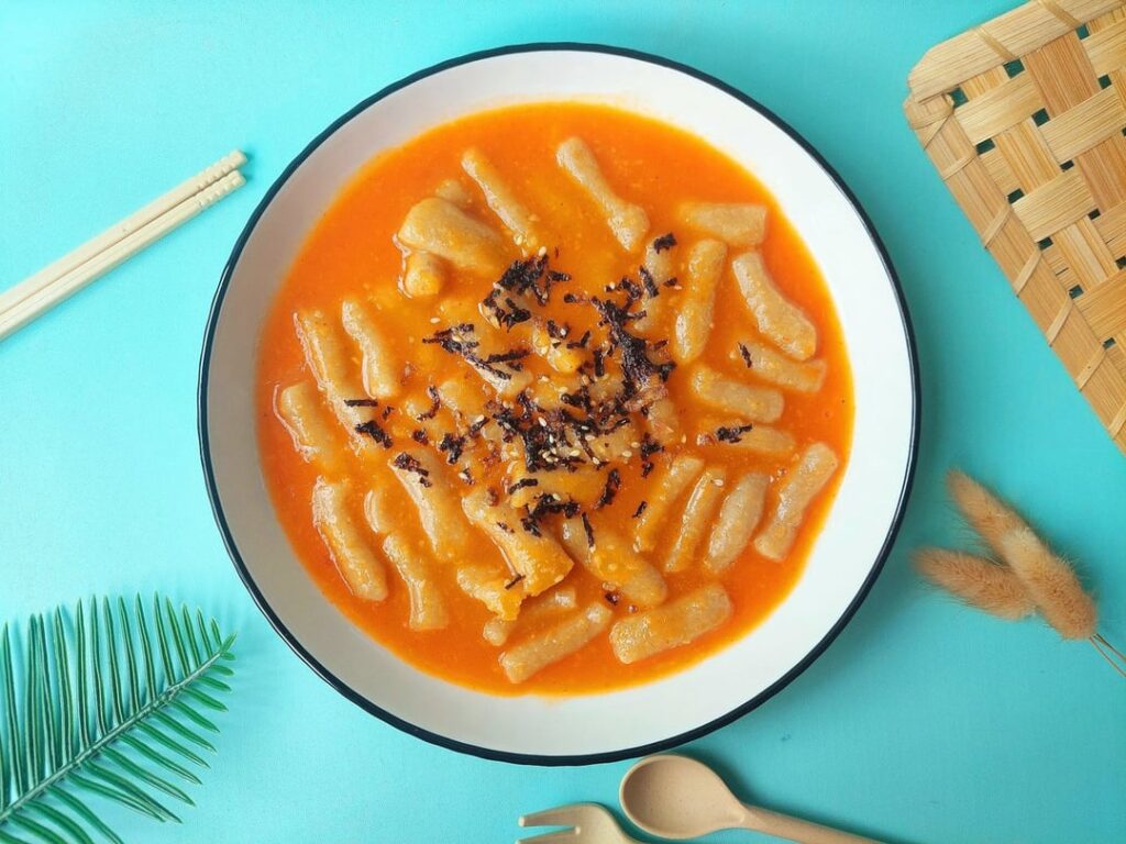 Vegan Oat Tteokbokki