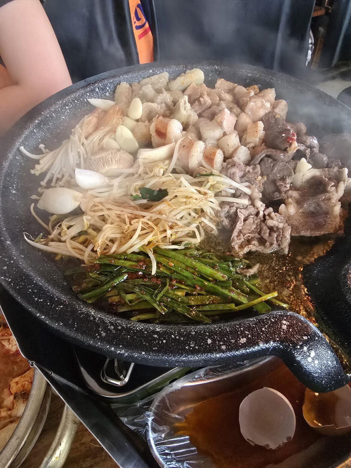 Have you guys tried 곱창(intestine) before? Do you like it or hate it?