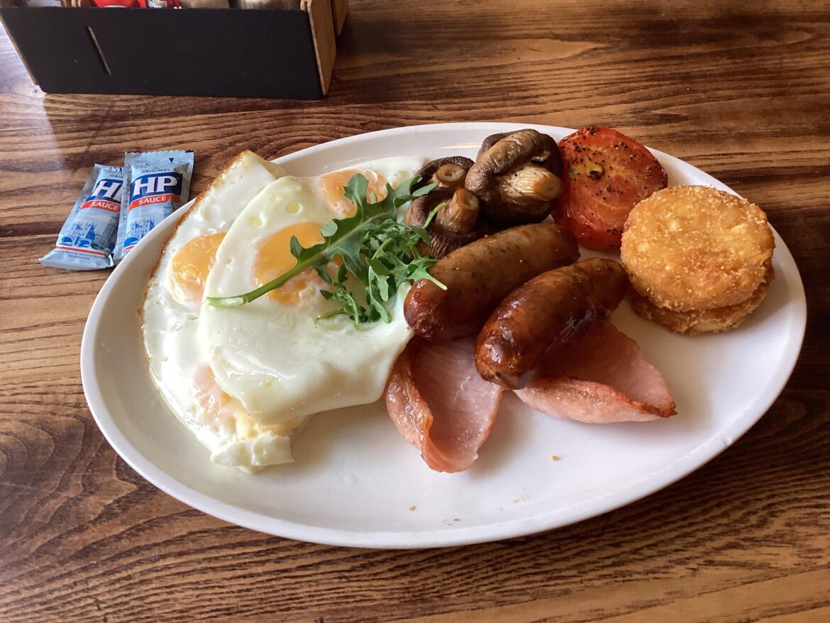 The Swan Revived Hotel, Newport Pagnell. £13.35.