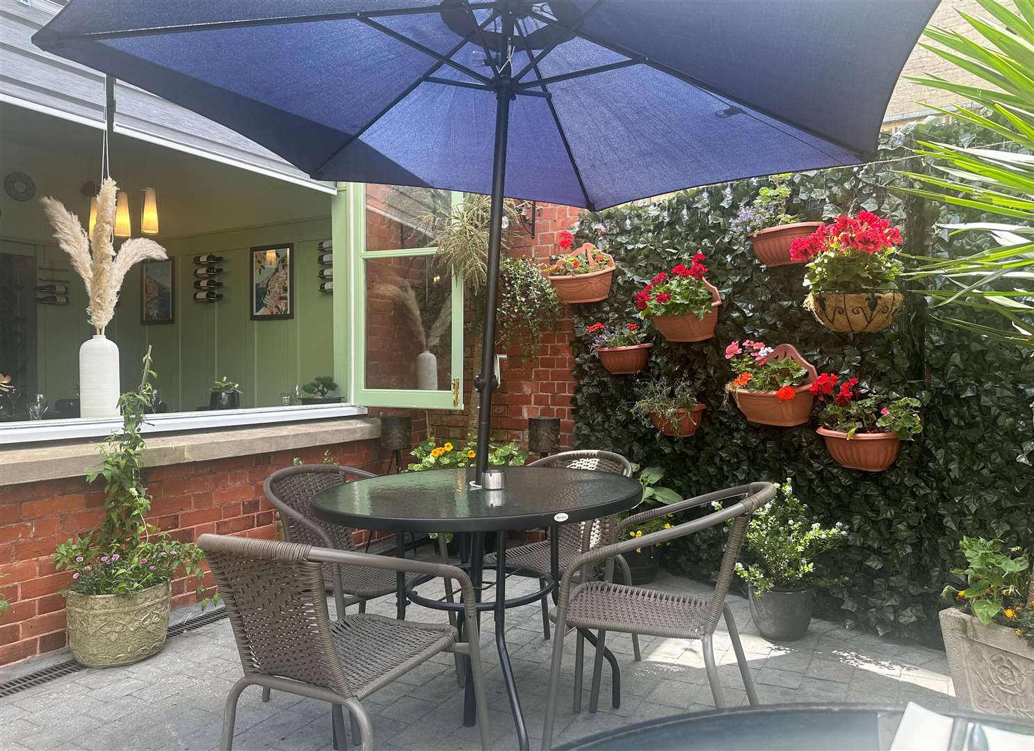 Wandering Hut has a beautiful courtyard garden