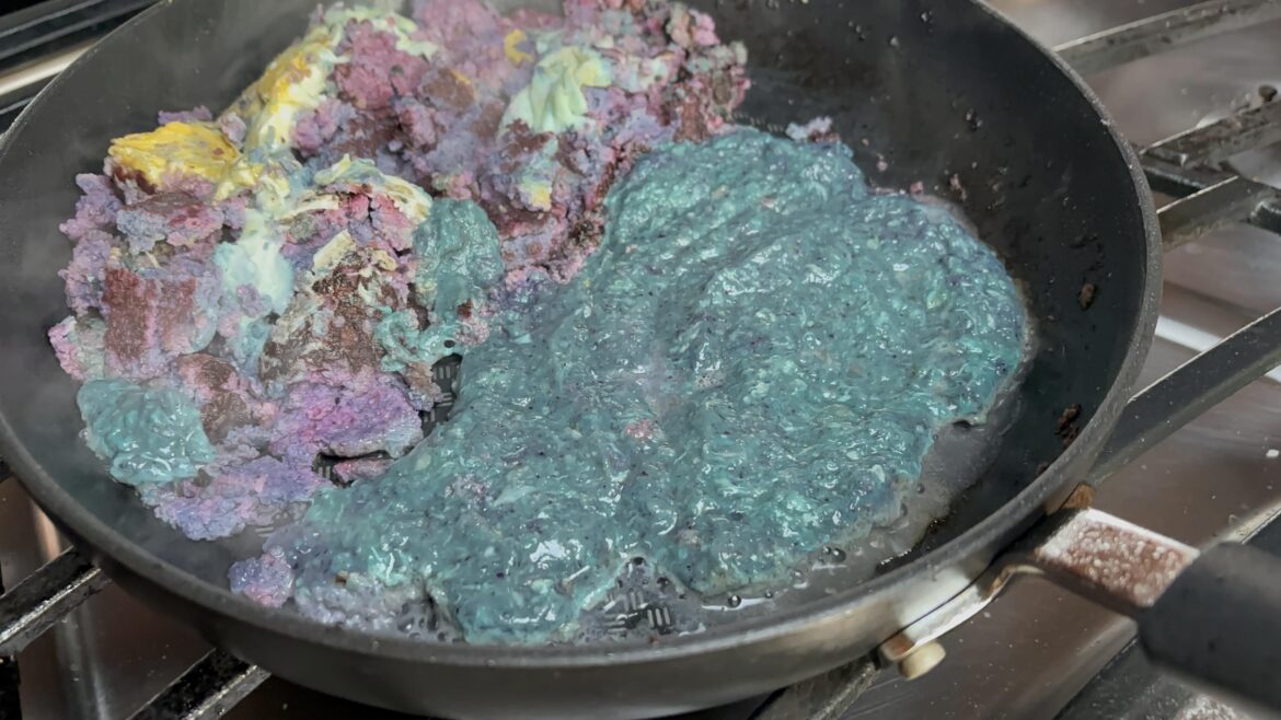 Ground beef, red cabbage, and eggs