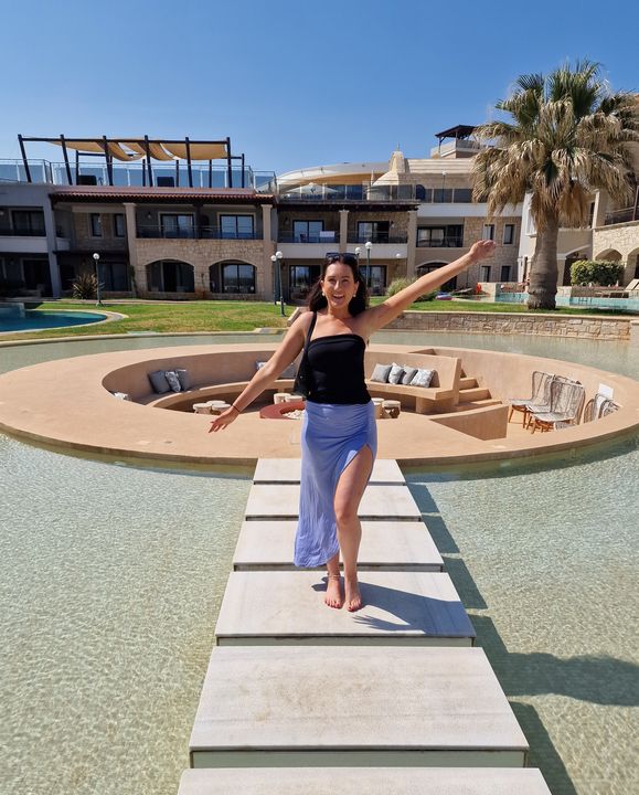 Anna chilling at the pool