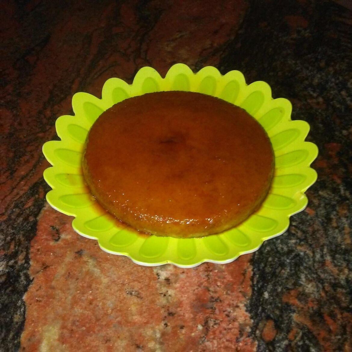 A delicious banana cheese cake