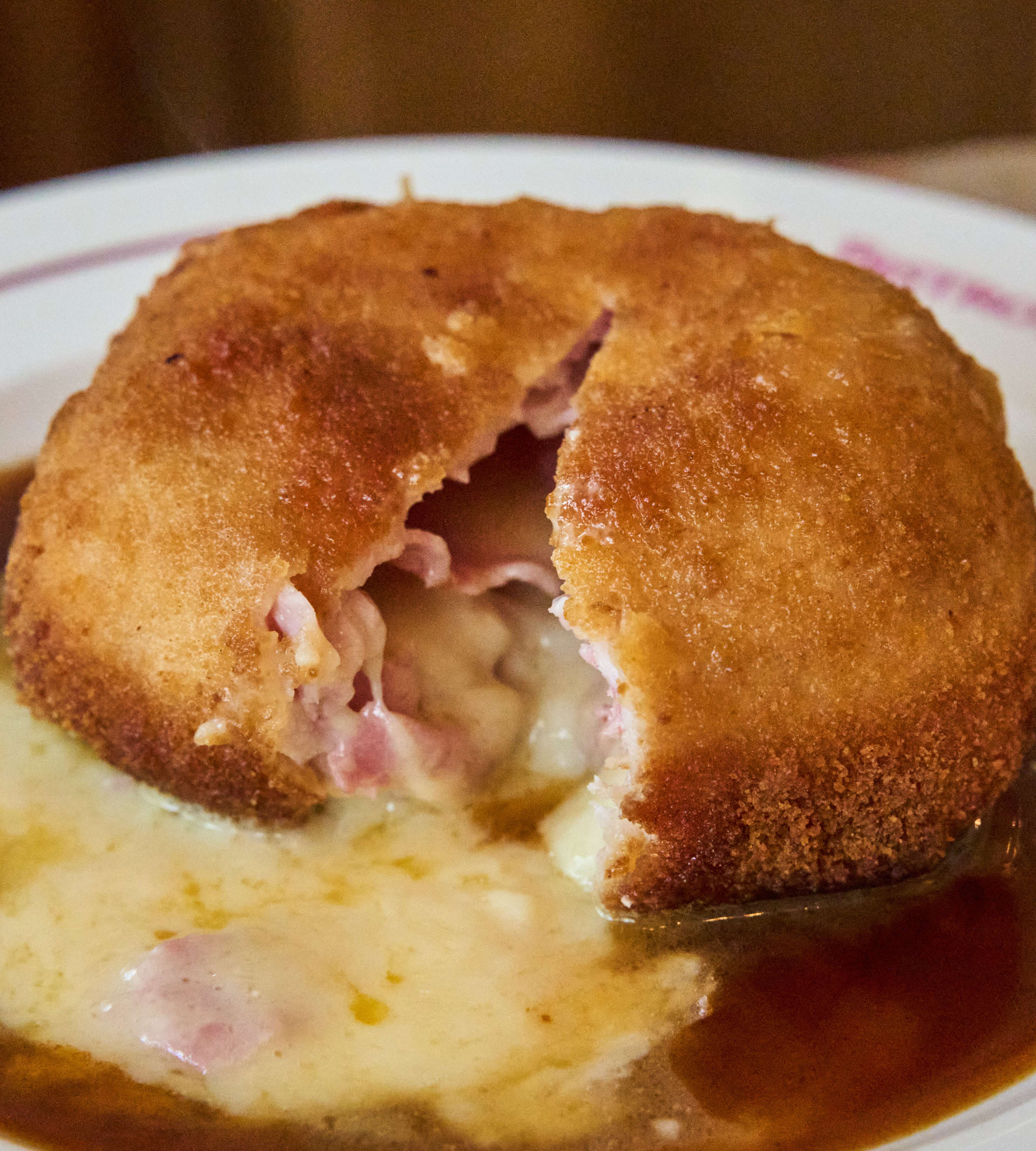 Cordon bleu from bistrot des tournelles