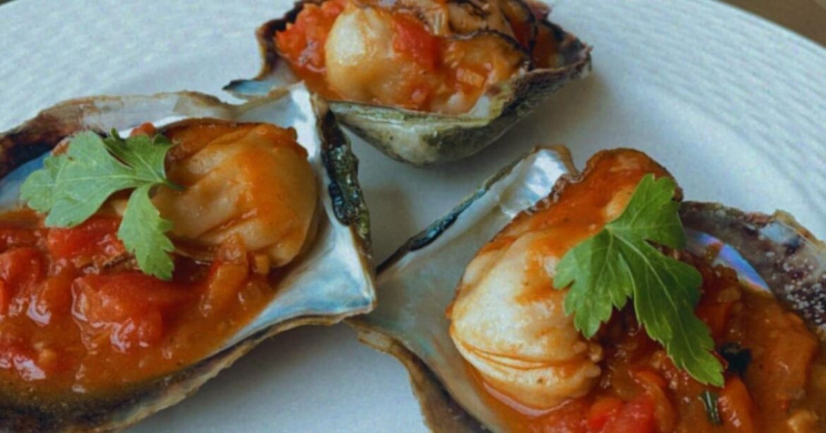 The rayed pearl oyster: a Mediterranean delicacy The rayed pearl oyster: a Mediterranean delicacy